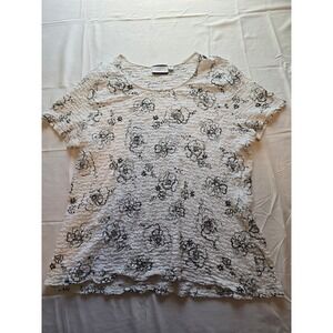 Croft & Barrow Woman 1X Top Floral Print Short Sleeve Textured White‎